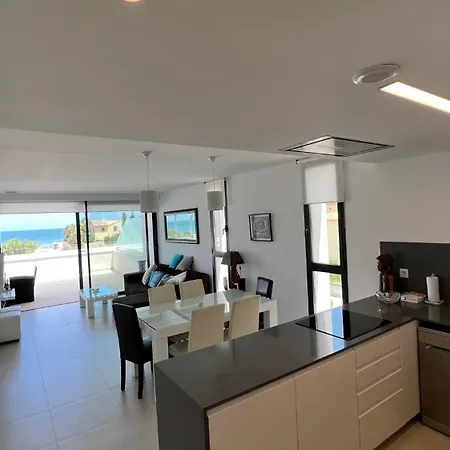 Lujo En Primera Linea, Dénia