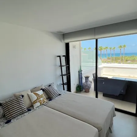 Apartment Lujo En Primera Linea, *